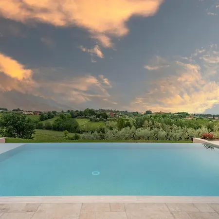 In Tuscany With Infinity Pool * Montecarlo